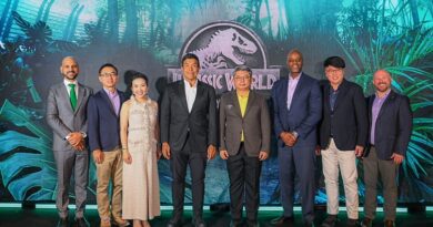 AWC จับมือ NEON และ Universal Destinations & Experiences เปิดตัว ‘Jurassic World: The Experience’ หนุนกรุงเทพฯ เป็นศูนย์กลางการท่องเที่ยวและความบันเทิงระดับโลก